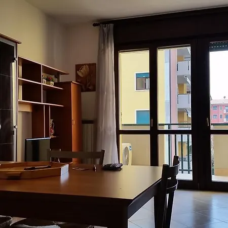 Apartmán Bilocale Via Imola 4