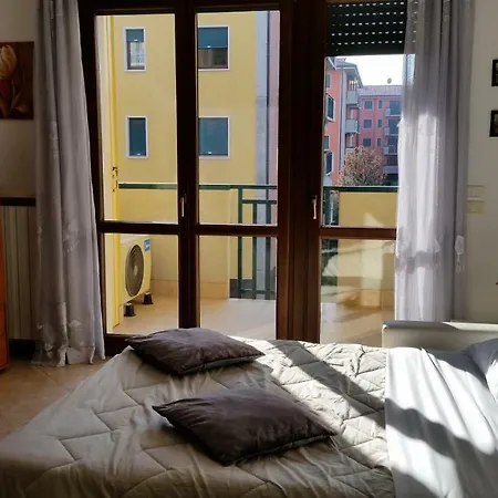Bilocale Via Imola 4 Verona